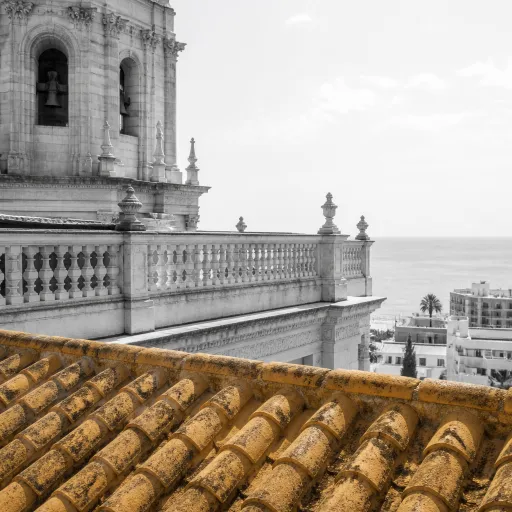 AC Hotel Málaga Palacio: elevated stays between cathedral and sea
